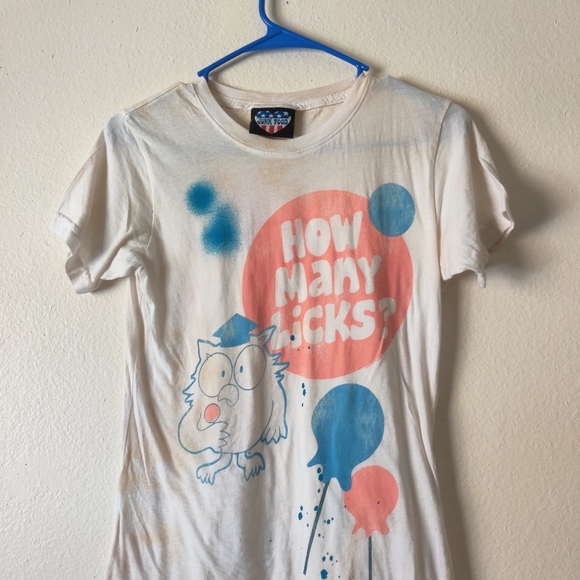 Junk food how many licks graphic tee - Picture 2 of 6